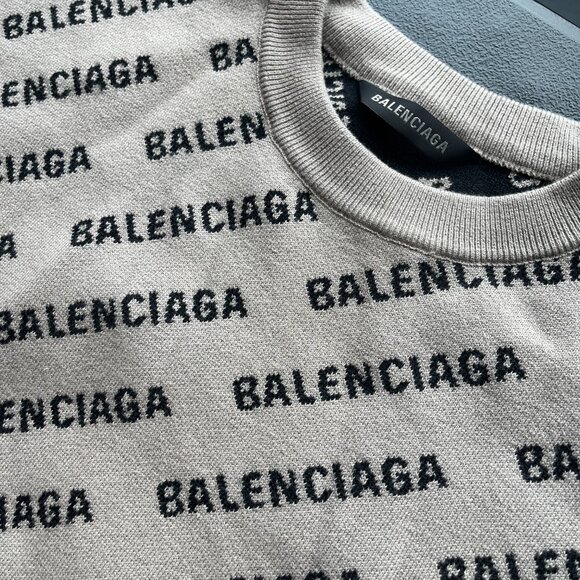 NWT Balenciaga Long Sleeve Knit Top Crewneck Mini Logo Allover White Wool Blend - Picture 4 of 9